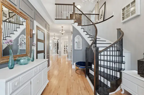 36 Pavilion DR, Hamilton, ON L0R 1C0