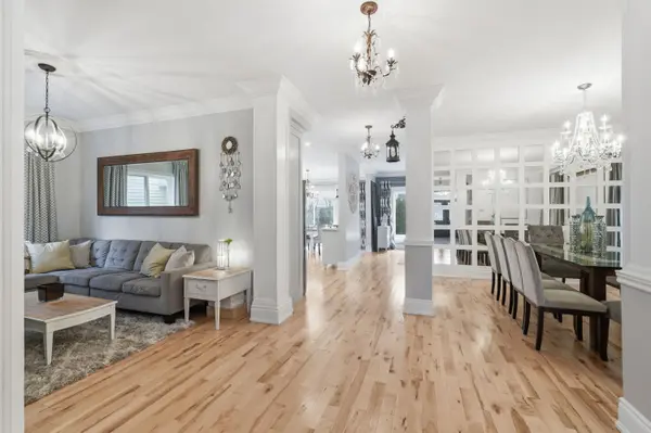 36 Pavilion DR, Hamilton, ON L0R 1C0