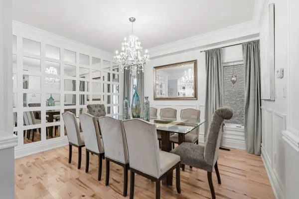 36 Pavilion DR, Hamilton, ON L0R 1C0