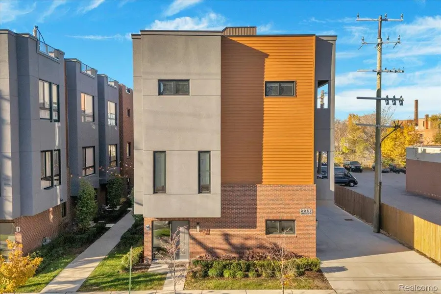 2037 11th ST #9, Detroit, MI 48216