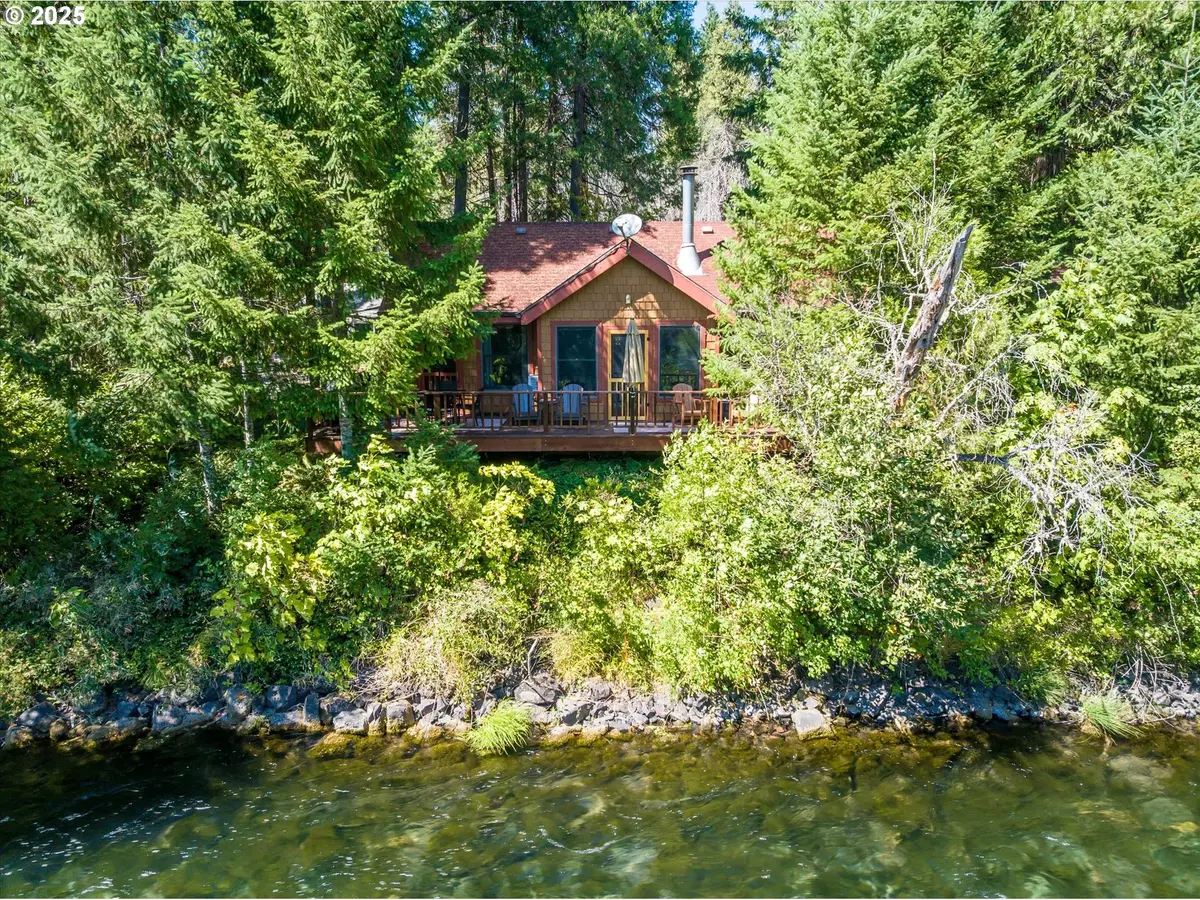 54444 MCKENZIE RIVER DR, Blue River, OR 97413