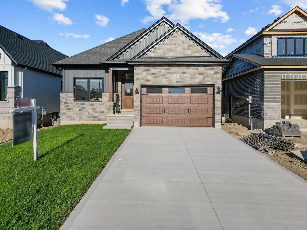 11 Sheldabren ST, North Middlesex, ON N0M 1A0