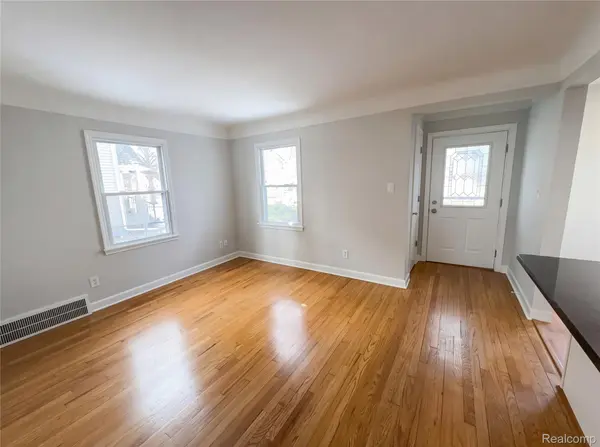 1824 E Hudson AVE, Royal Oak, MI 48067