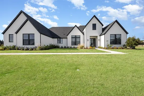 249 Vidrio Drive,  Sunnyvale,  TX 75182