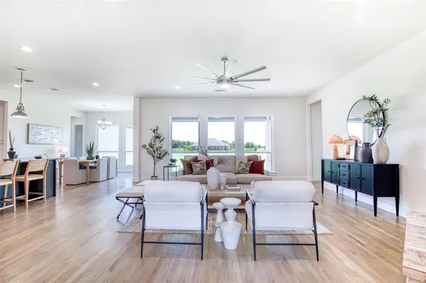 1355 Canyon Lake Road, Wills Point, TX 75169