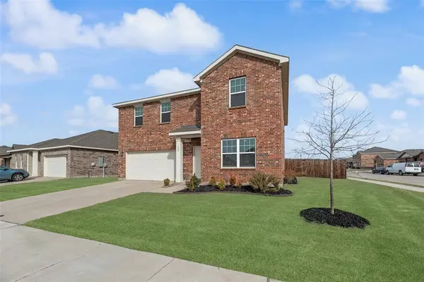 792 Camden Drive,  Lavon,  TX 75166