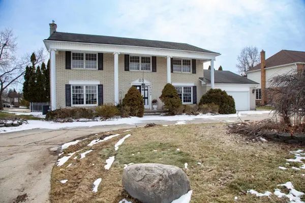 36045 Congress CT, Farmington Hills, MI 48335