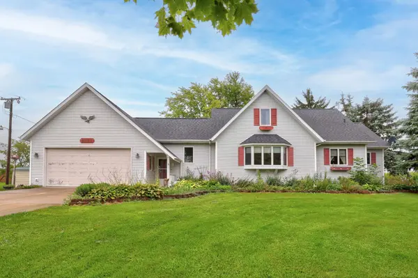 2855 S Bradleyville RD, Reese, MI 48757