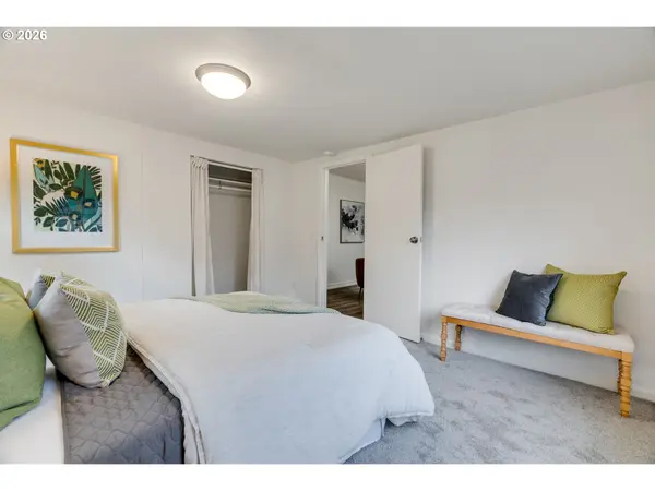 3311 3315 SE 127TH PL, Portland, OR 97236