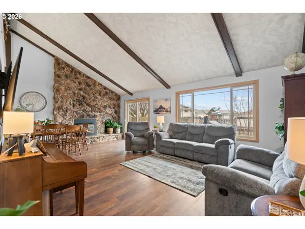 108 JOHN DAY ST, Umatilla, OR 97882