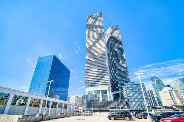 138 Downes ST #6807, Toronto C08, ON M5E 0E4