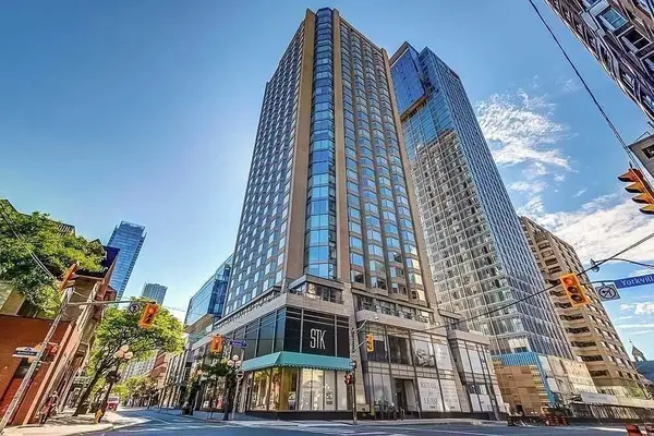 155 Yorkville AVE #1711, Toronto C02, ON M5R 0B4