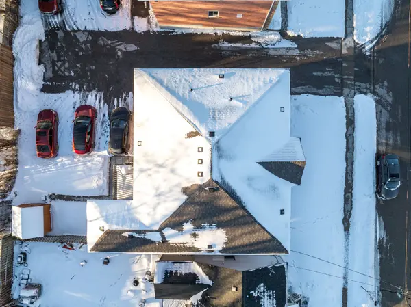 180 Nassau ST, Oshawa, ON L1J 4A5