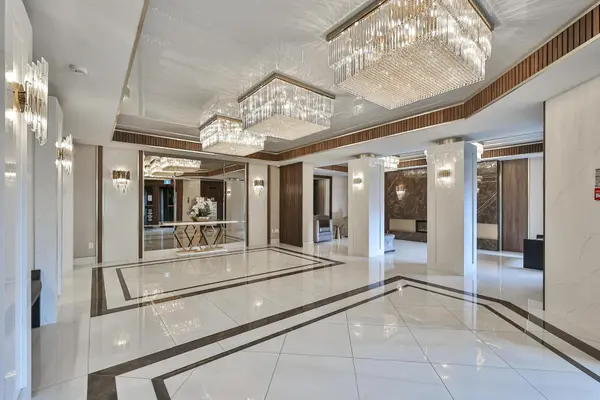 7420 Bathurst ST #1010, Vaughan, ON L4J 6X4