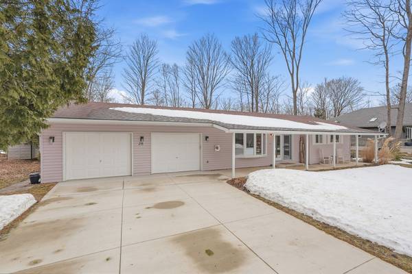 26 Mapleport CRES, South Bruce Peninsula, ON N0H 2G0