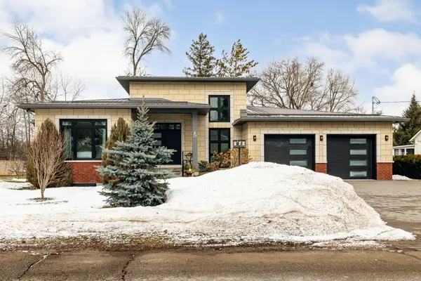 28 George ST, Westport, ON K0G 1X0