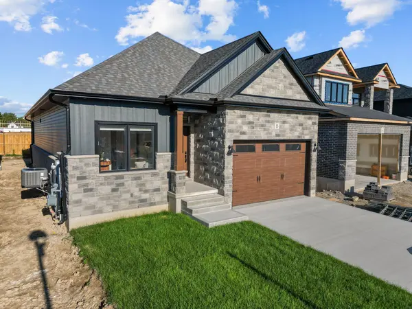 11 Sheldabren ST, North Middlesex, ON N0M 1A0