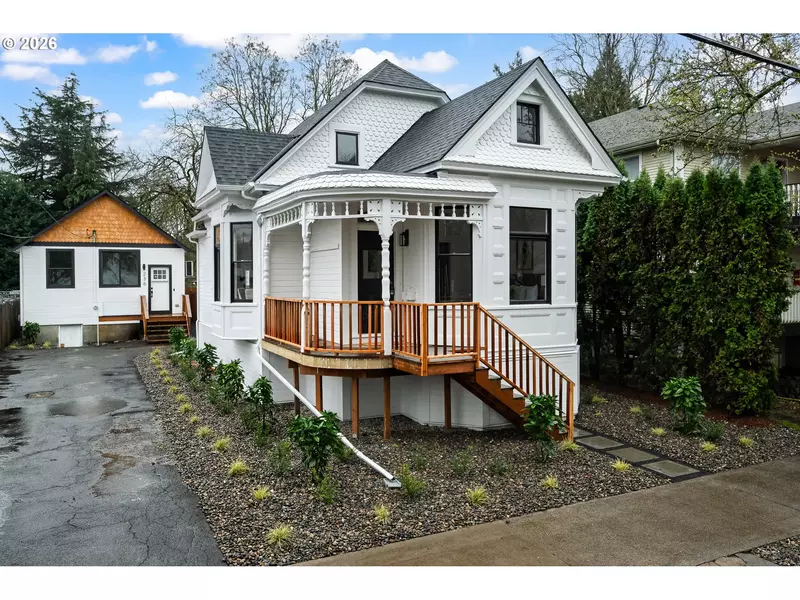 236 NE SACRAMENTO ST, Portland, OR 97212