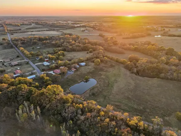 469 Dugan Chapel, Bells, TX 75414