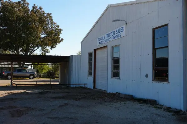 833 Garza Avenue, Tuscola, TX 79562