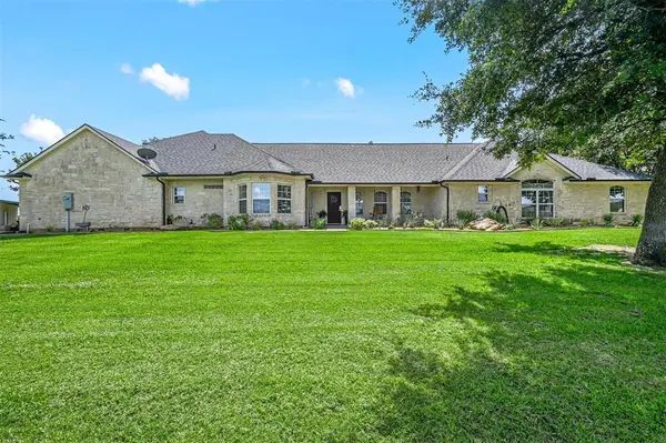 2701 Hulen Street, Burleson, TX 76028