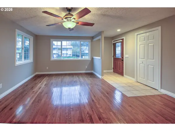 713 NE 152ND AVE, Vancouver, WA 98684