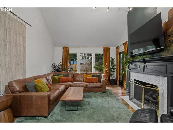 Salem, OR 97302,670 PALISADES DR SE