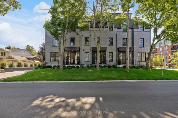 78 Trafalgar RD, Oakville, ON L6J 2S7