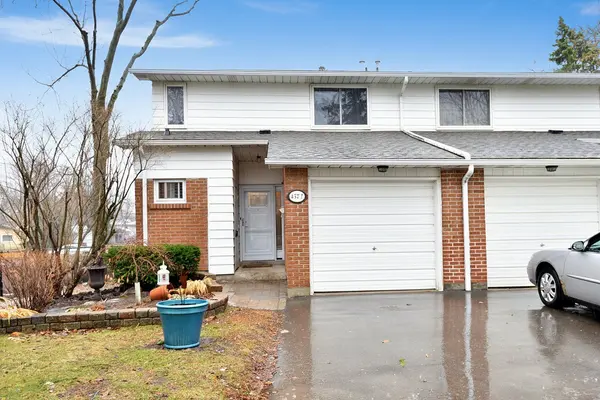 457 Woodview Rd. RD #Unit  7, Burlington, ON L7N 2Z9