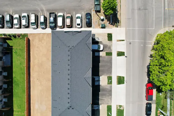 2 Reid AVE N, Hamilton, ON L8H 0B5