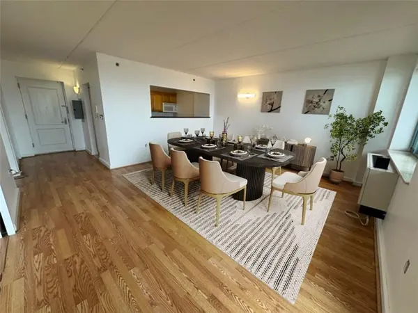 136 Beach 117th ST #7F, Rockaway Park, NY 11694