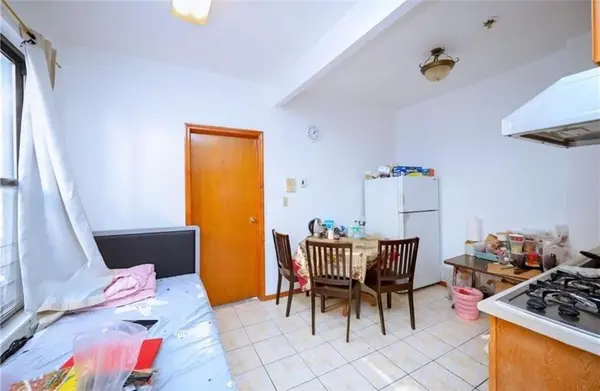 6005 Fort Hamilton Pkwy, Brooklyn, NY 11209