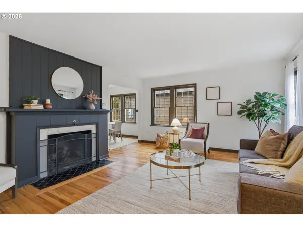 4444 NE Oregon ST, Portland, OR 97213