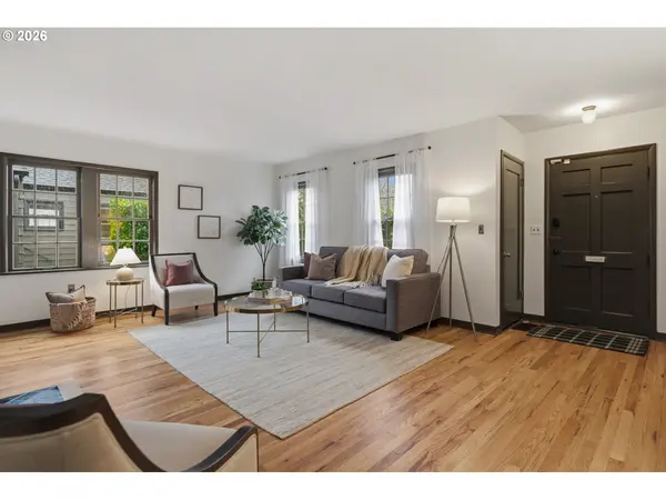 4444 NE Oregon ST, Portland, OR 97213