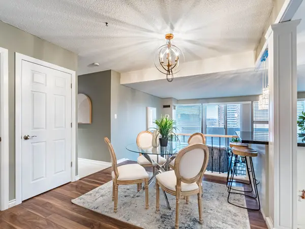 240 Scarlett RD #1304, Toronto W03, ON M6N 4X4