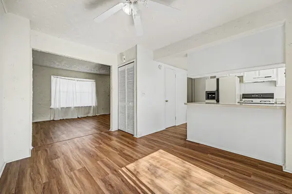 37545 Charter Oaks BLVD, Clinton Twp, MI 48036