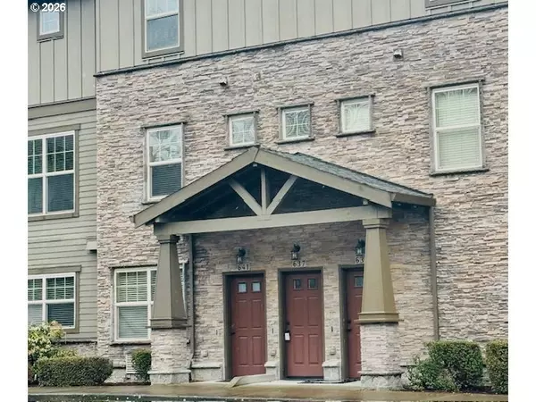 Hillsboro, OR 97006,621 NE GARSWOOD LN