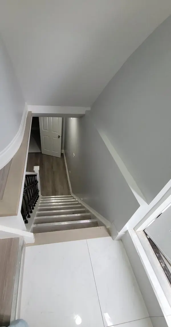 1668 Portland CT, Pickering, ON L1V 5L4