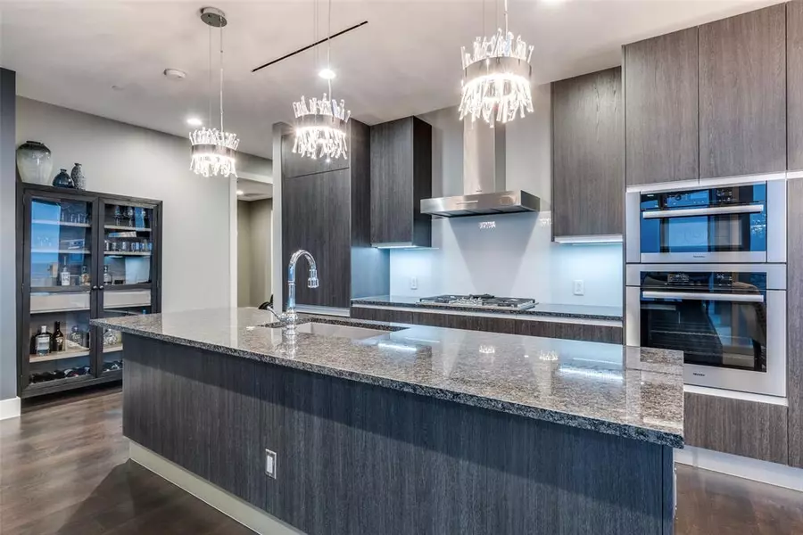 3130 N Harwood Street #1903, Dallas, TX 75201