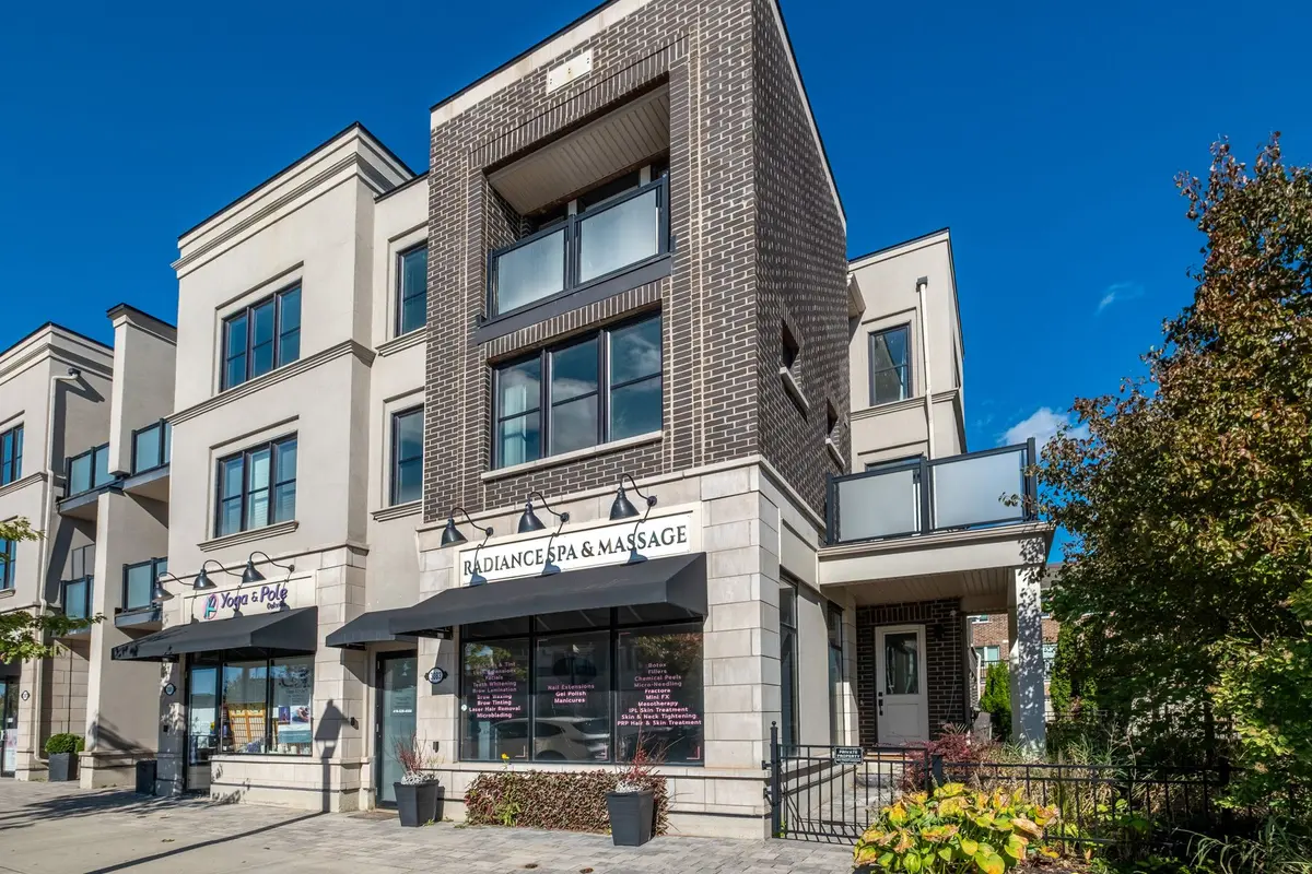 3083 George Savage AVE, Oakville, ON L6M 4M2