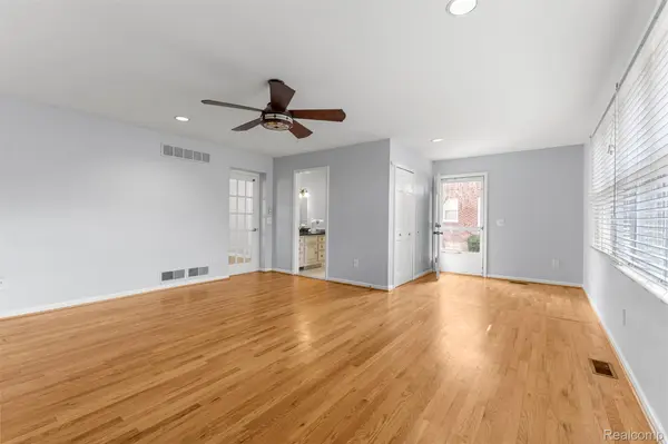 23647 Marshall ST, Dearborn, MI 48124