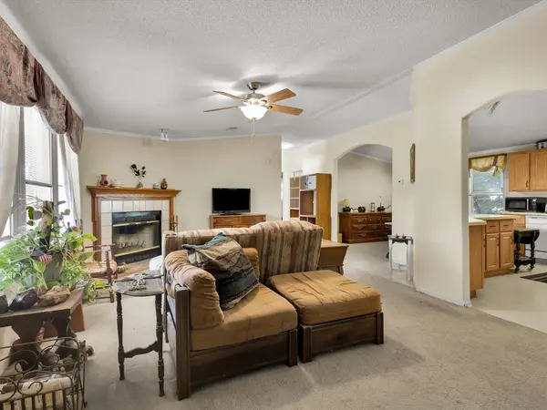 6624 Ice House Road, Weatherford, TX 76085