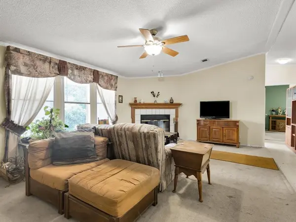 6624 Ice House Road, Weatherford, TX 76085