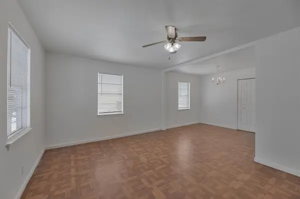 130 Westway Drive, Terrell, TX 75160