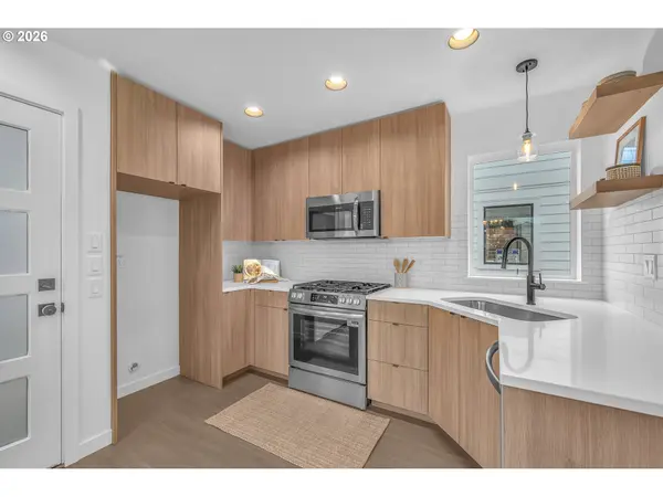 6491 SE RAMONA ST #C, Portland, OR 97206