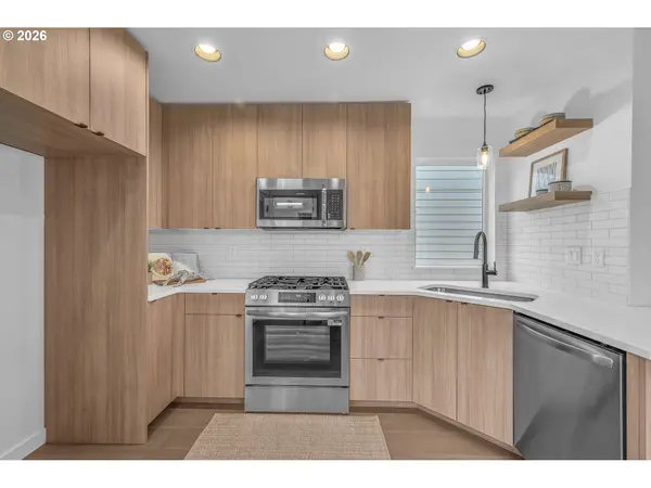 6491 SE RAMONA ST #C, Portland, OR 97206