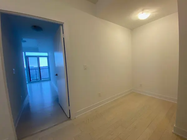 181 Bedford RD #709, Toronto C02, ON M5R 0C2