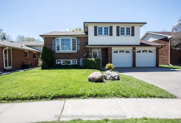 43 Clover AVE, Barrie, ON L4N 5E2