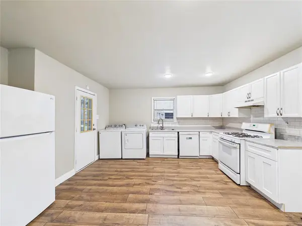 500 Crandle Drive, White Settlement, TX 76108