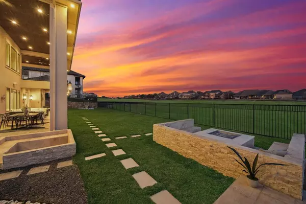 1121 Excalibur Boulevard, Lewisville, TX 75056